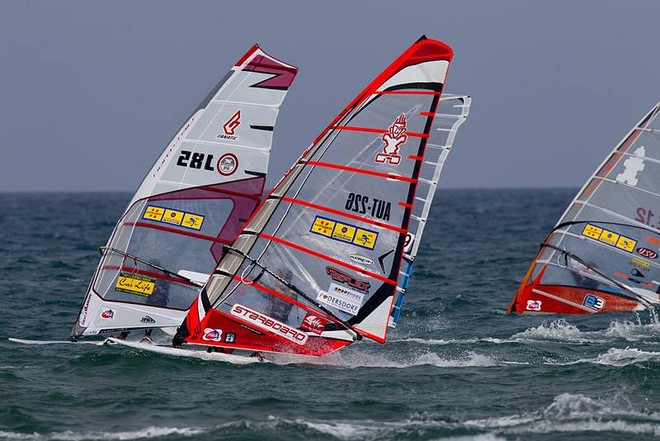 Chris Pressler hits the gas - 2010 Catalunya – Costa Brava (Spain) PWA Slalom World Cup ©  John Carter / PWA http://www.pwaworldtour.com